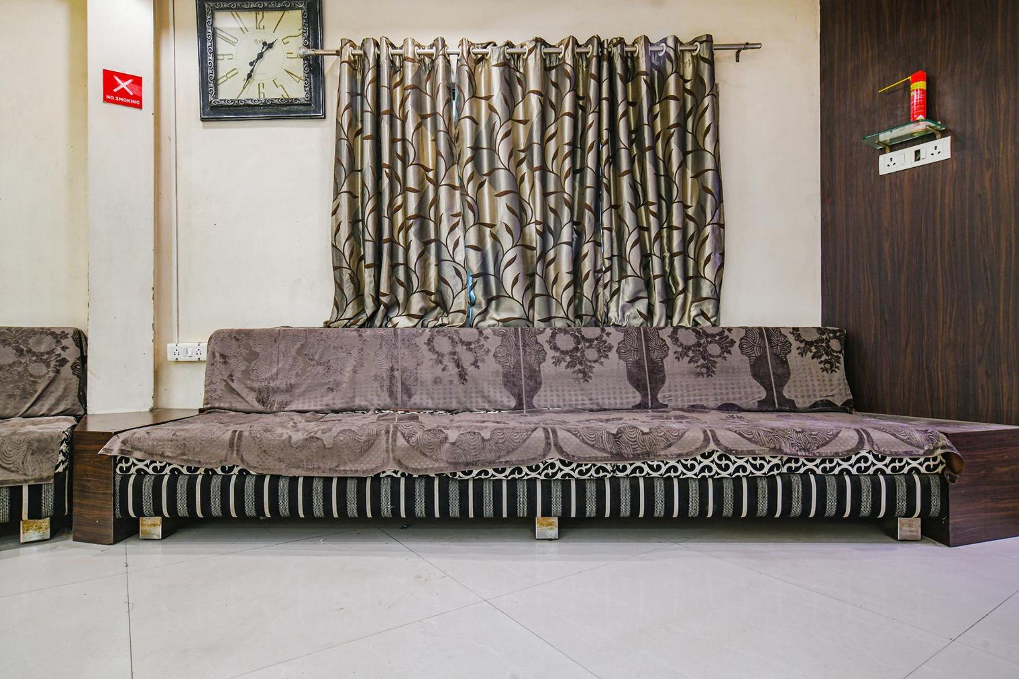 Fabhotel Shivam Palace- Near Mahakal Mandir Ujjain Exterior photo